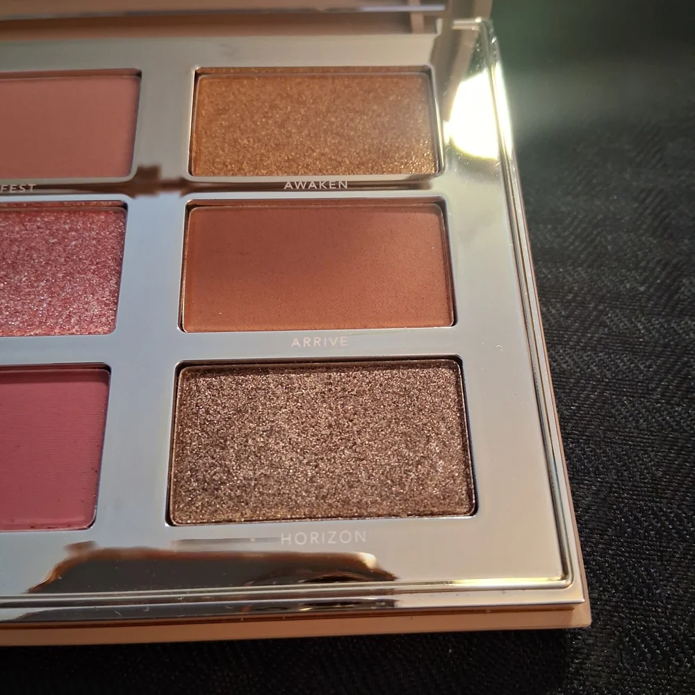 Radiant Glow Shimmer Future's So Bright Eyeshadow Palette by COMPLEX CULTURE